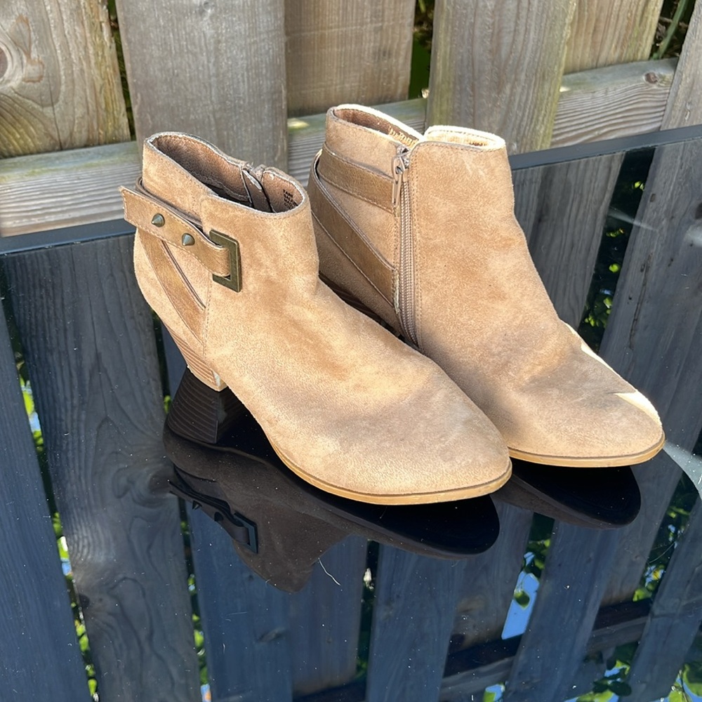 Light brown ankle boots